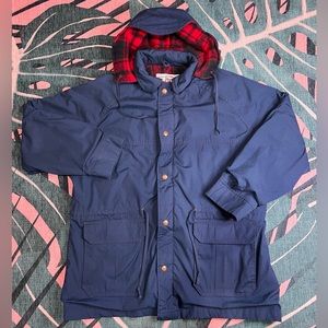 Vintage The Woolrich Woman Wool Lined Removable Hooded Waist Cinch Parka Jacket